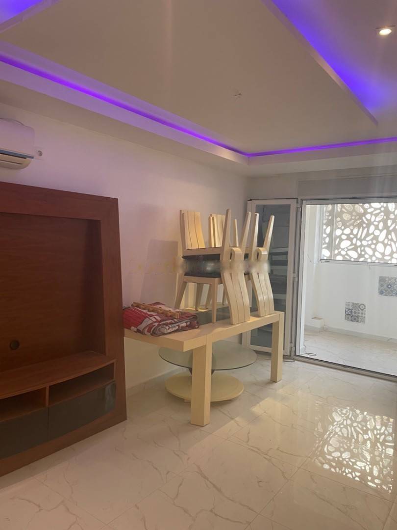 Location Appartement F4 Hydra