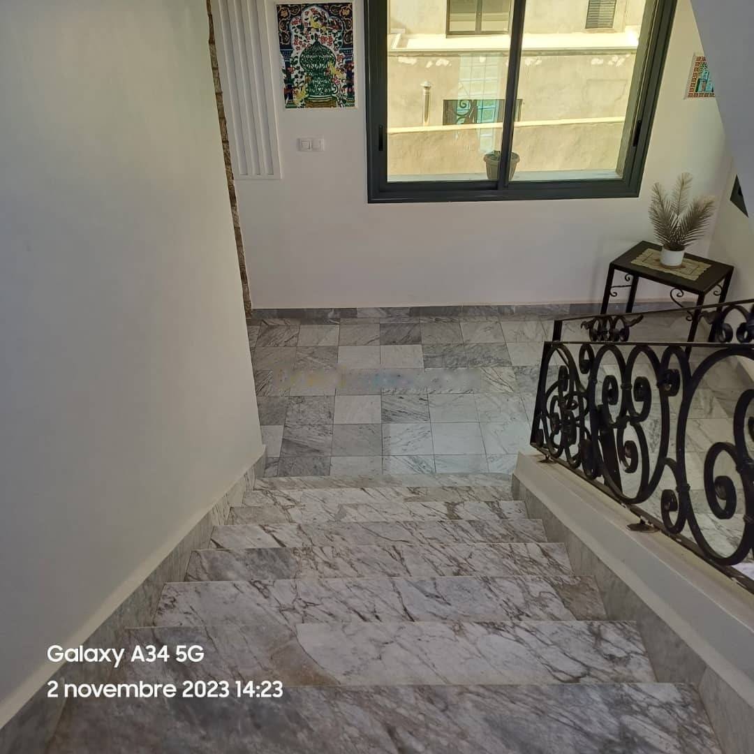 Location Niveau de villa F4 Birkhadem