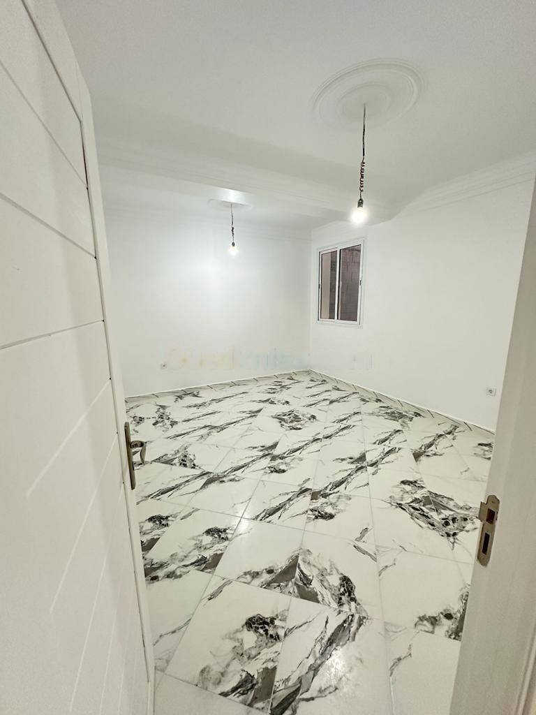 Location Appartement F3 Khraicia