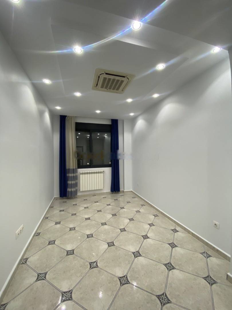 Location Appartement F4 El Achour