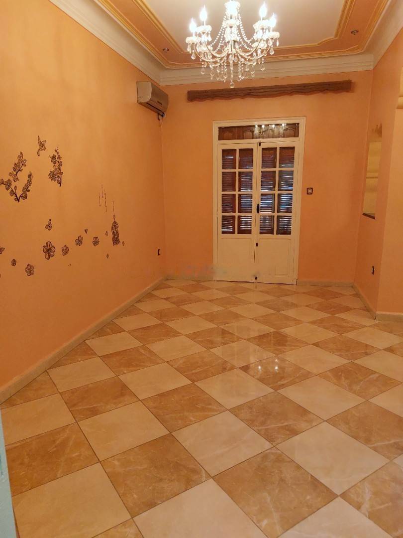 Location Niveau de villa F3 Birkhadem