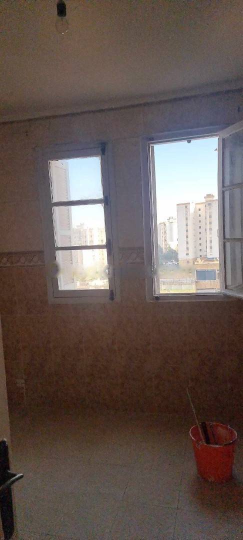 Location Appartement F3 Kouba