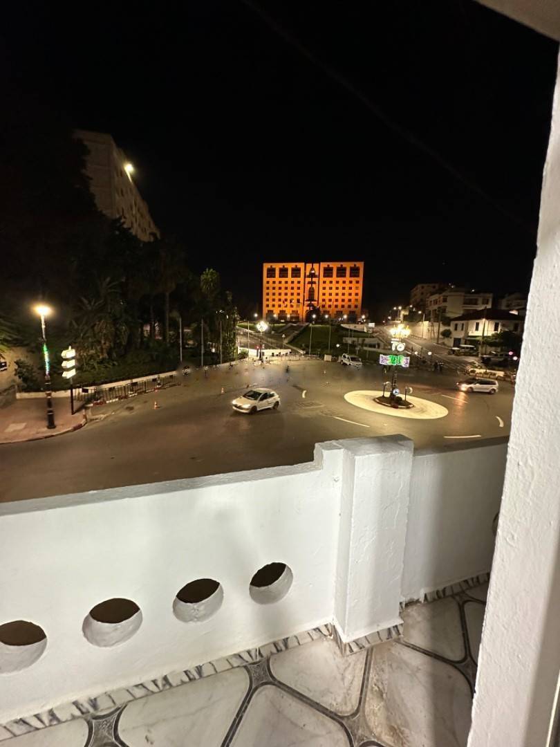 Location Appartement F4 El Mouradia