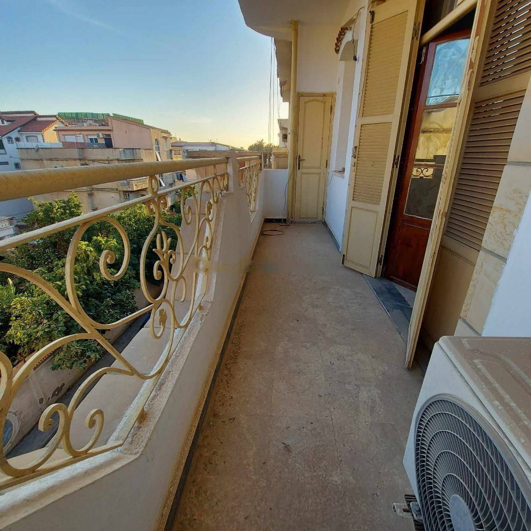 Location Niveau de villa F4 Cheraga