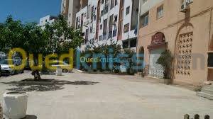 Location Appartement F5 El Achour