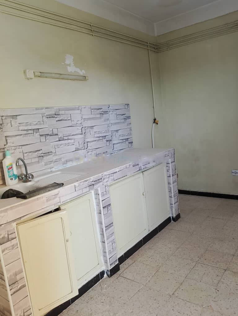 Location Appartement F3 Baba Hassen