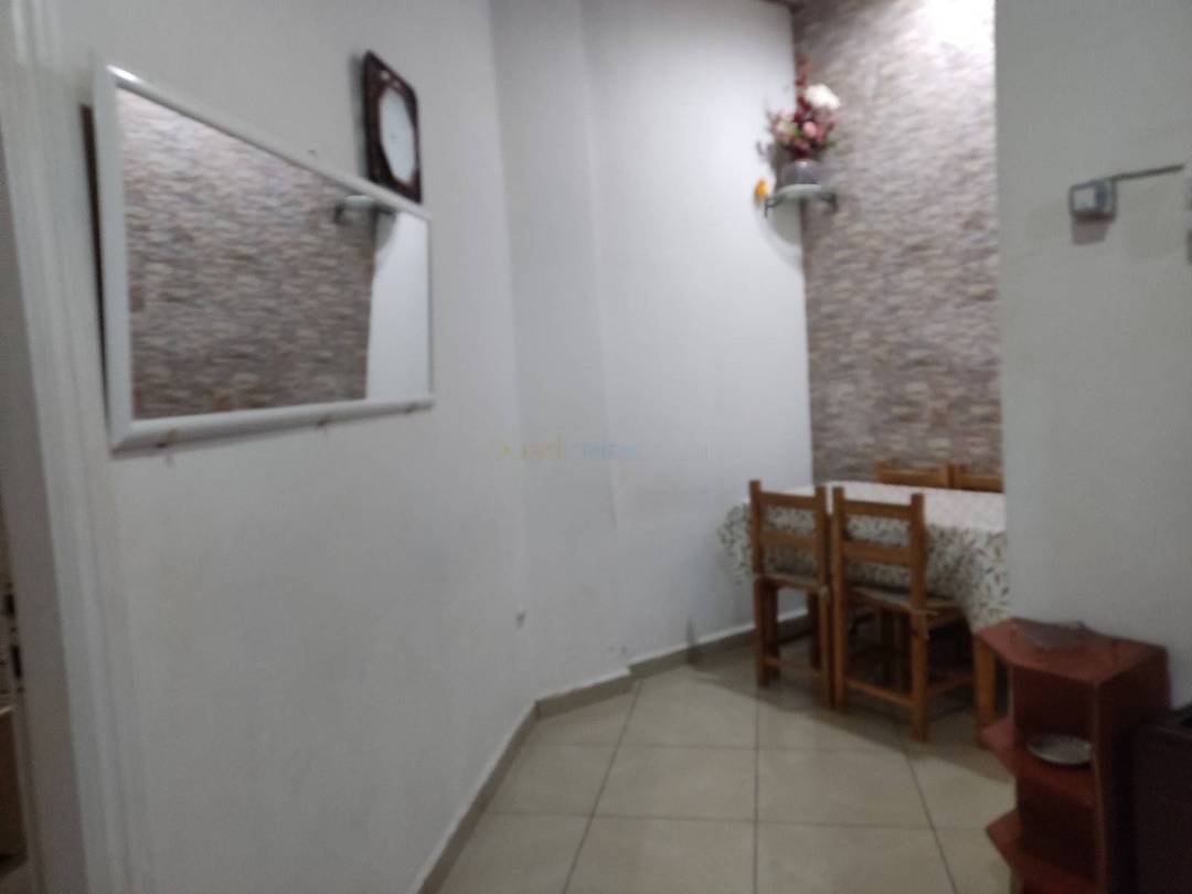 Location Appartement F03 Bab Ezzouar