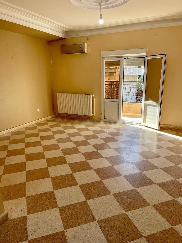 Location Appartement F3 El Achour