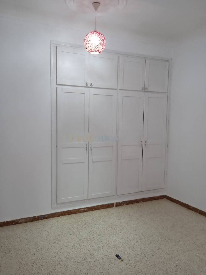 Location Niveau de villa F2 El Achour