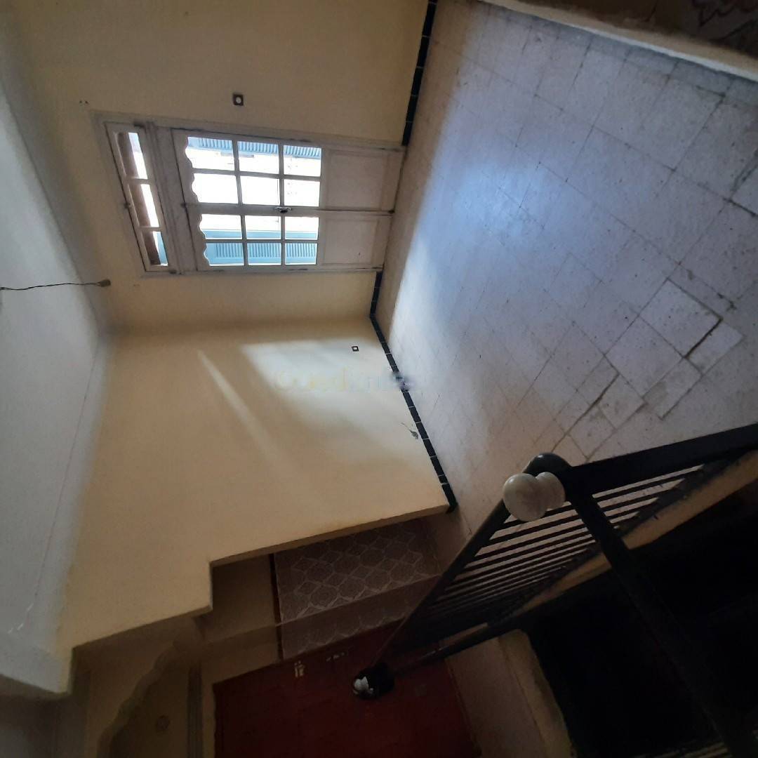 Location Niveau de villa F4 Bordj El Bahri