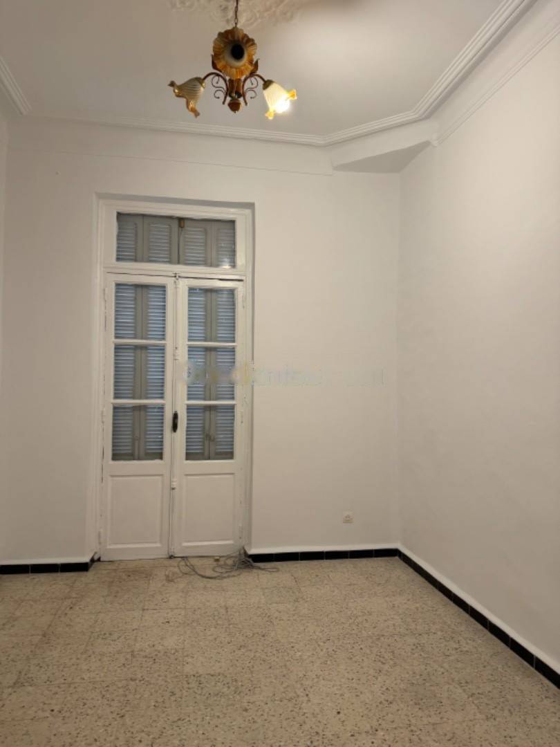 Location Appartement F2 Sidi M'Hamed