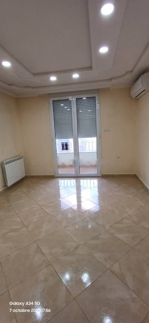 Location Niveau de villa F3 Birkhadem