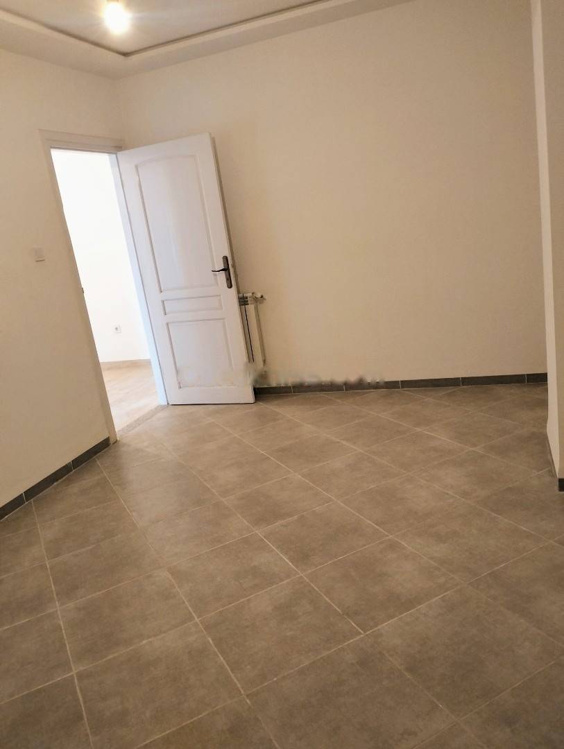 Location Appartement F4 Birkhadem