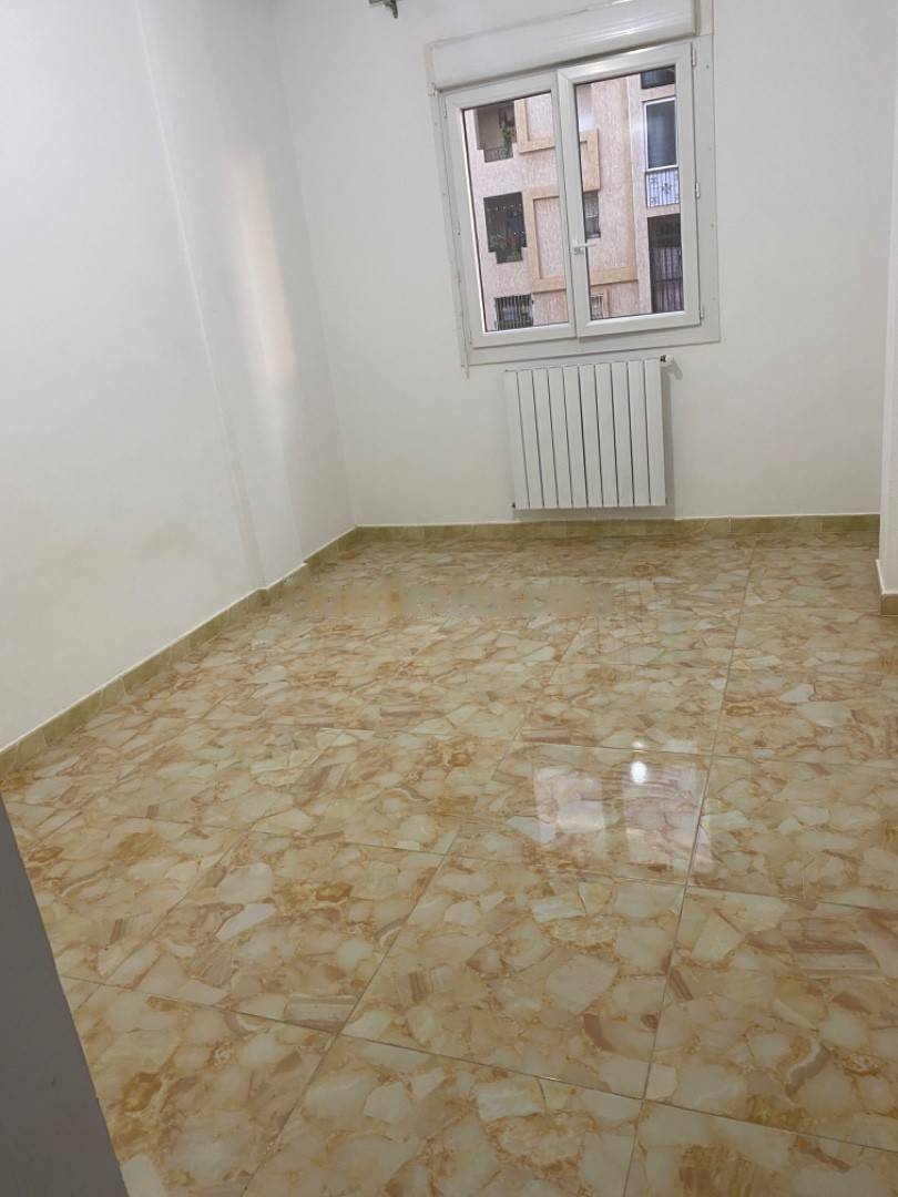 Location Appartement F4 Staoueli