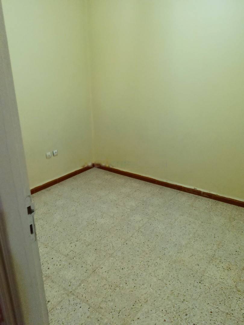 Location Niveau de villa F3 Birkhadem