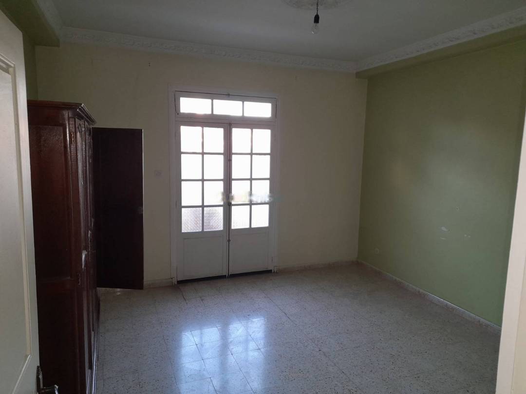 Location Niveau de villa F5 Djasr Kasentina