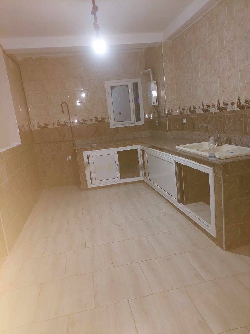 Location Niveau de villa F4 Baba Hassen