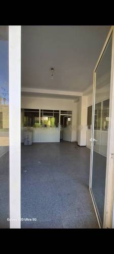 Location Local F3 Souidania