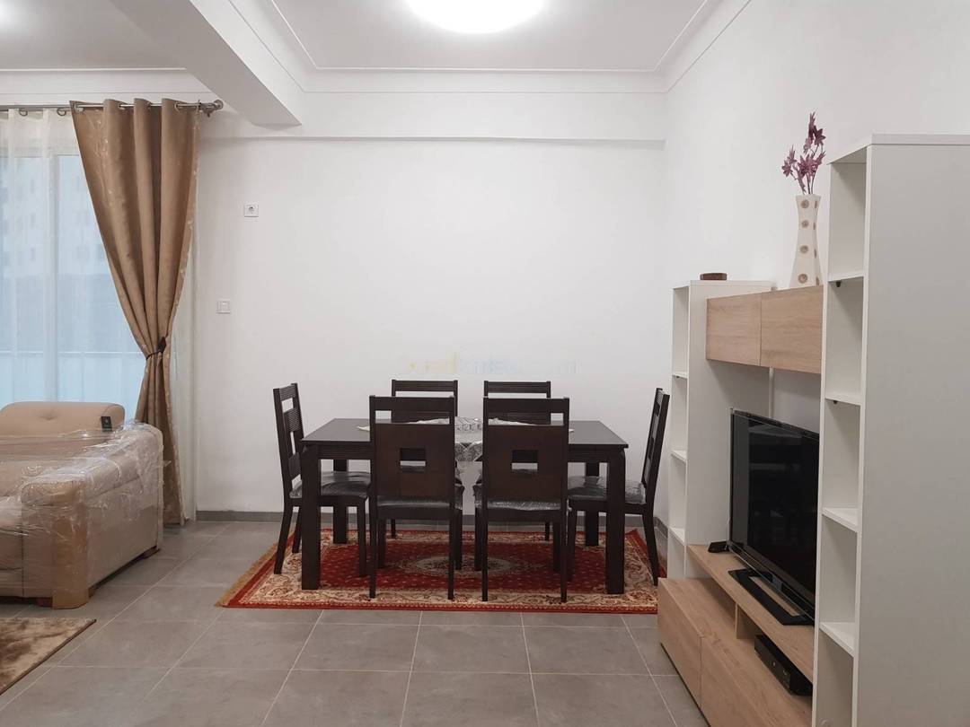 Location Appartement F5 Birkhadem