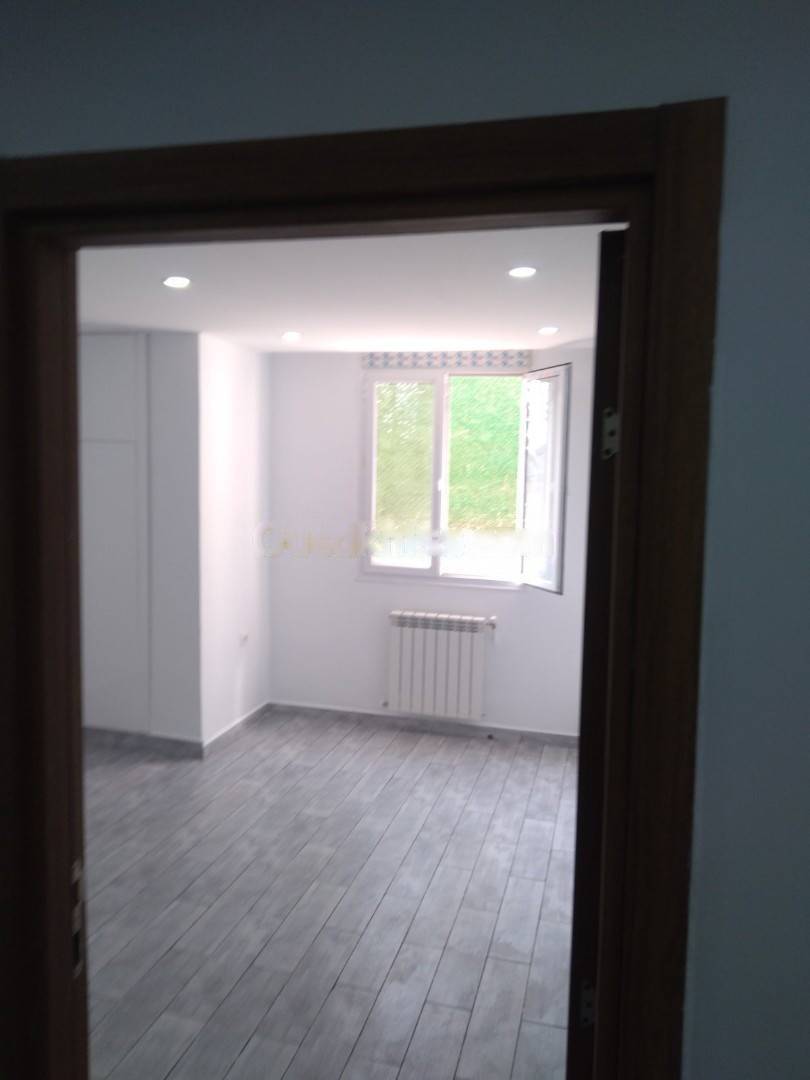 Location Appartement F3 Zeralda