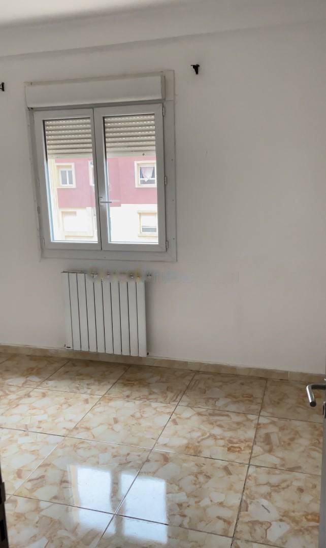 Location Appartement F4 Staoueli