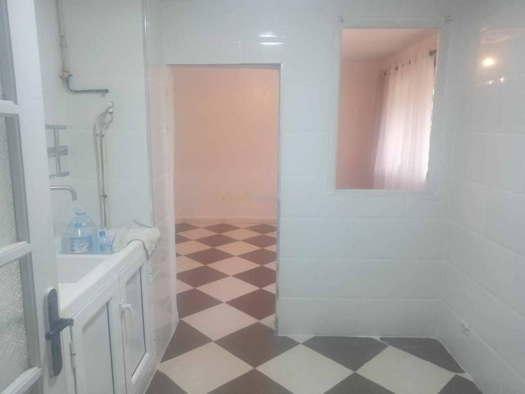 Location Appartement F2 Bab Ezzouar