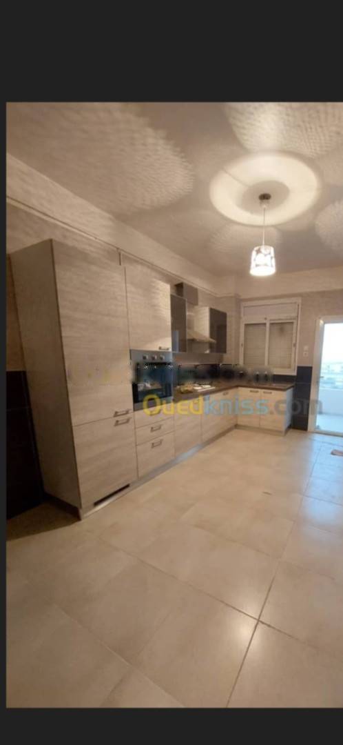 Location Appartement F4 Ouled Fayet