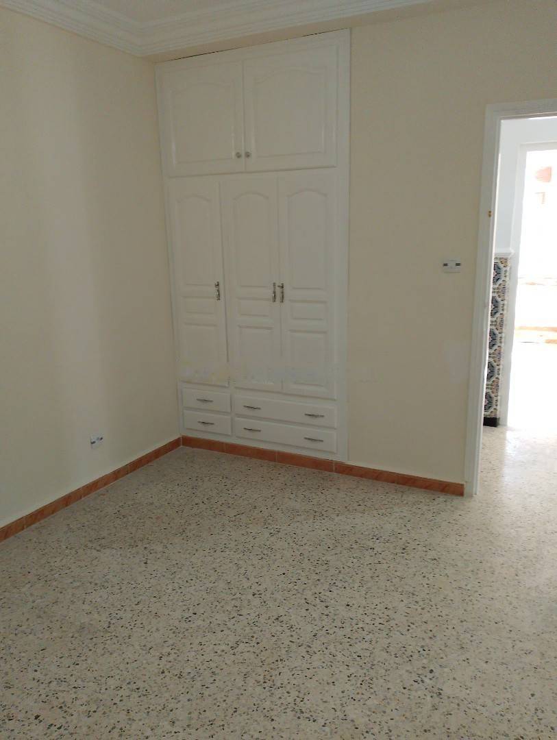 Location Niveau de villa F4 El Achour