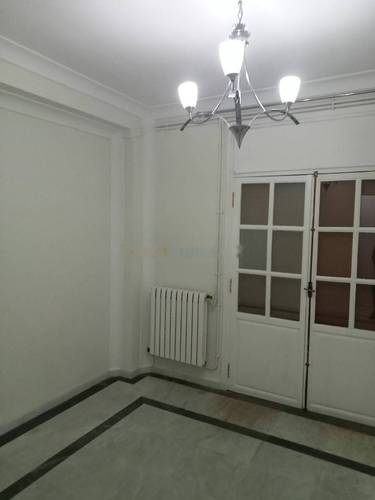 Location Appartement F4 Hydra