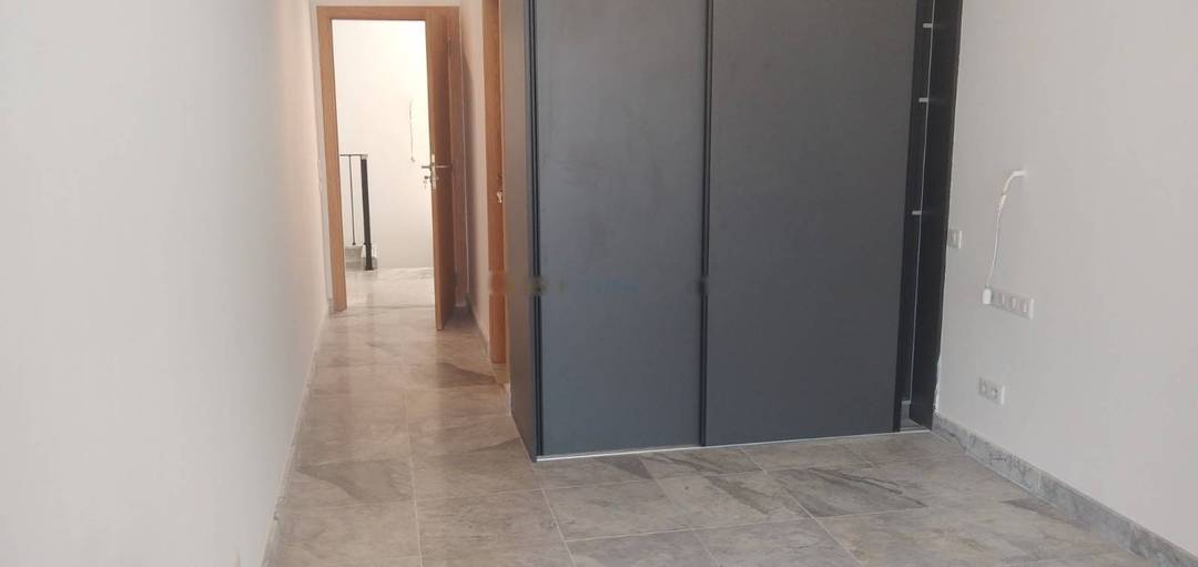 Location Appartement F5 Hydra