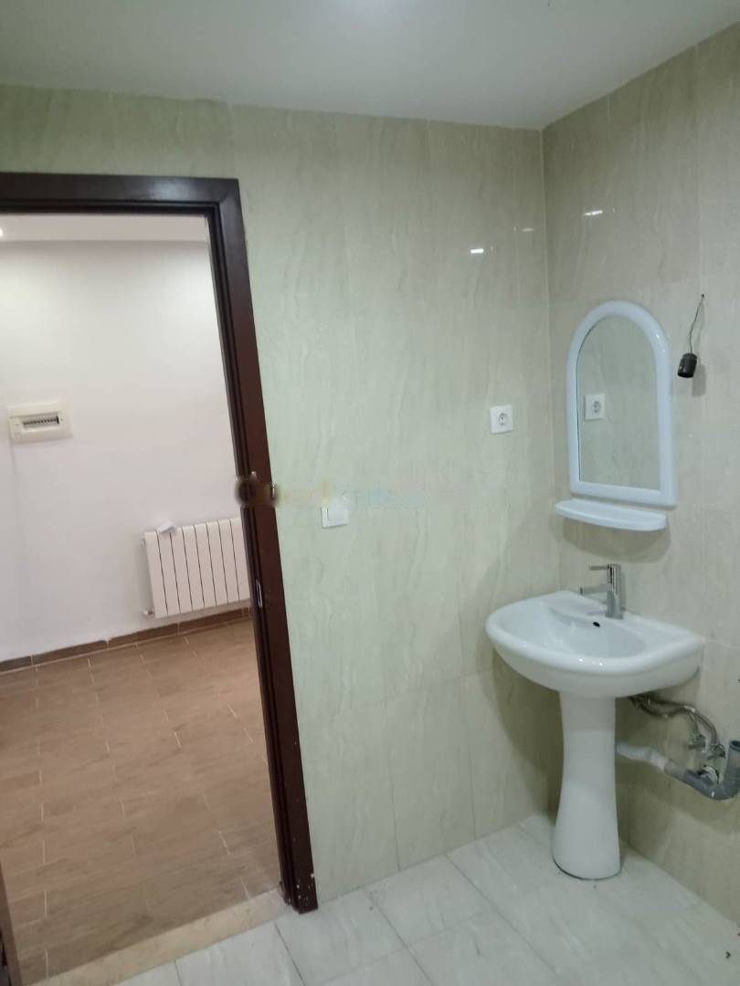 Location Appartement F2 Ain Benian
