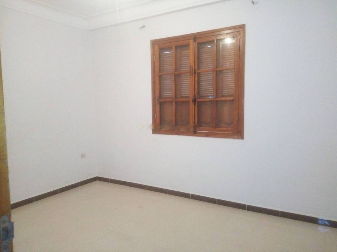 Location Niveau de villa F4 Souidania