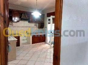 Location Niveau de villa F02 Birkhadem