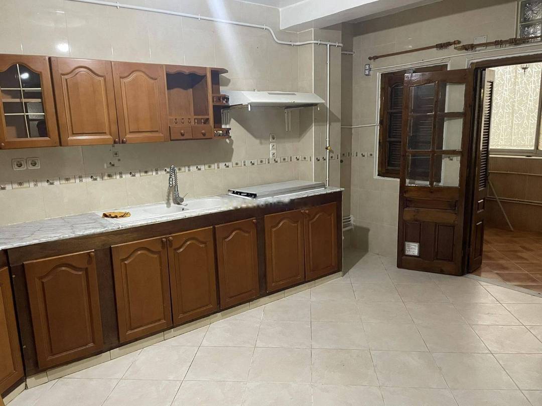 Location Appartement F4 Birkhadem