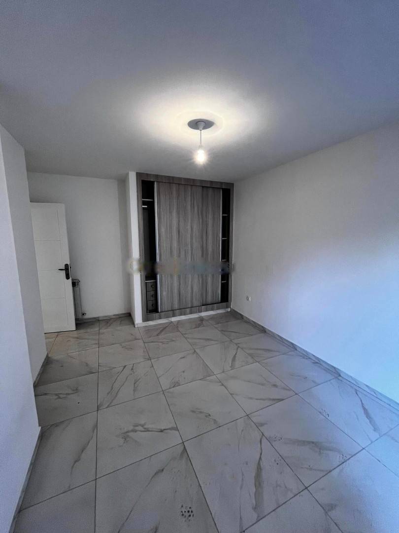 Location Appartement F4 El Achour