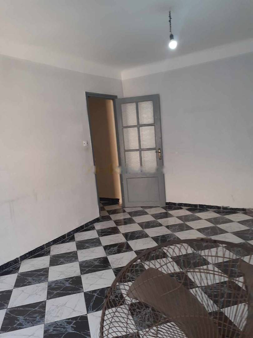 Location Appartement F3 Birkhadem