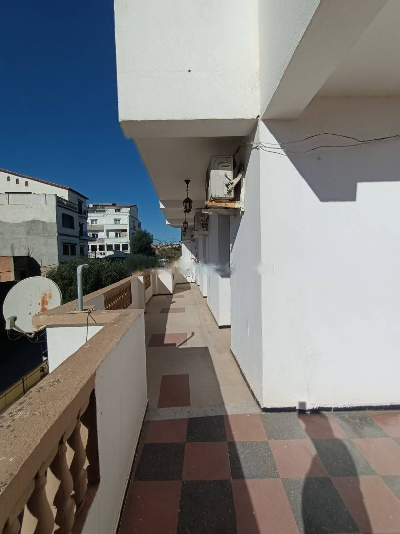 Location Niveau de villa F6 Birkhadem