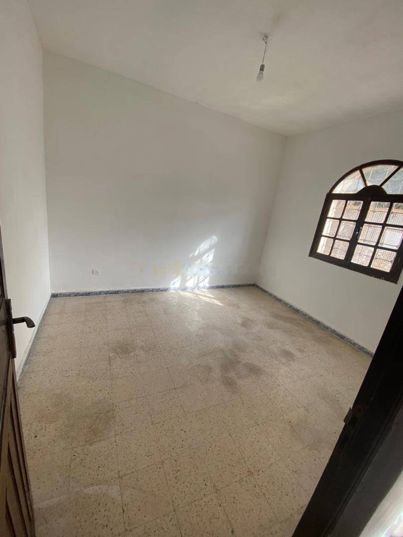 Location Appartement F2 Bouzareah