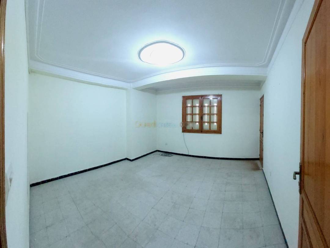 Location Appartement F5 Birkhadem