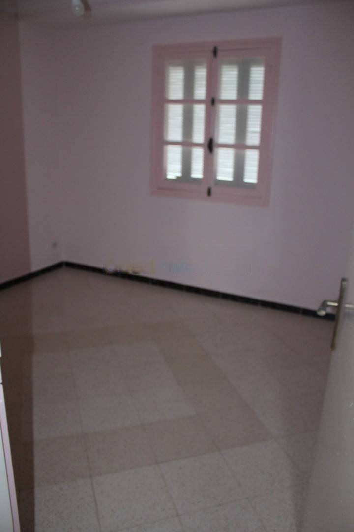 Location Niveau de villa F4 Dely Ibrahim