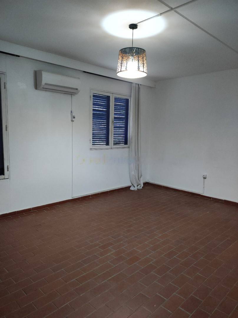 Location Appartement F3 Dely Ibrahim