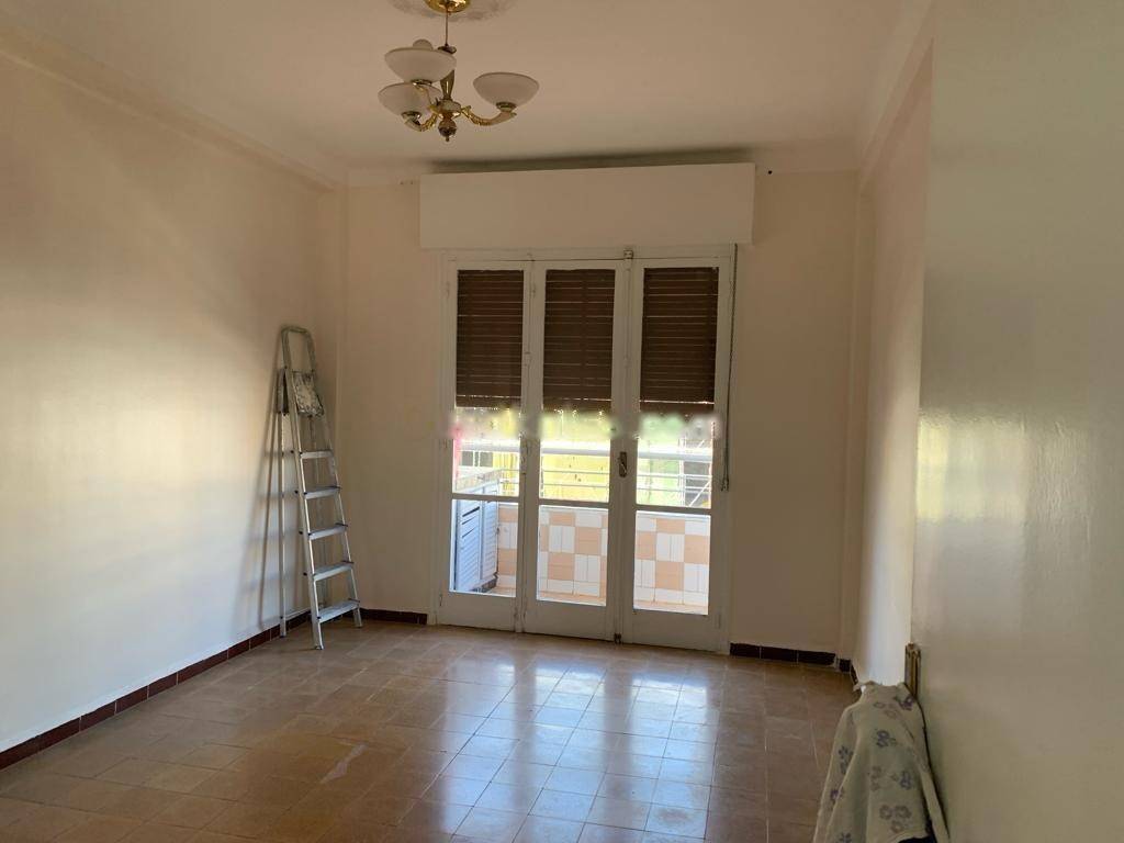 Location Appartement F4 Hussein Dey