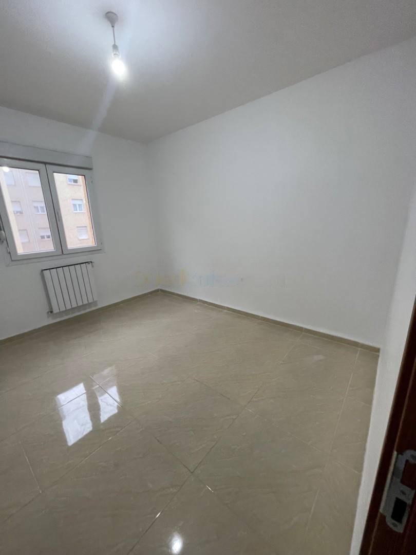 Location Appartement F4 Staoueli