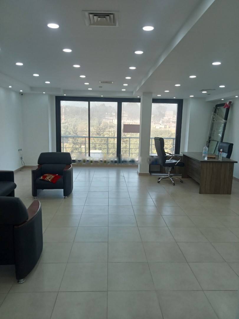 Location Immeuble Djasr Kasentina