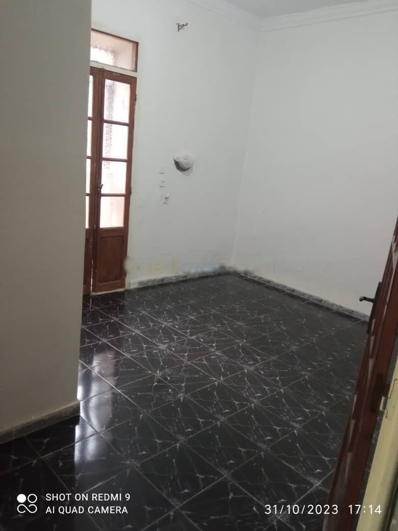 Location Appartement F4 Sidi M'Hamed