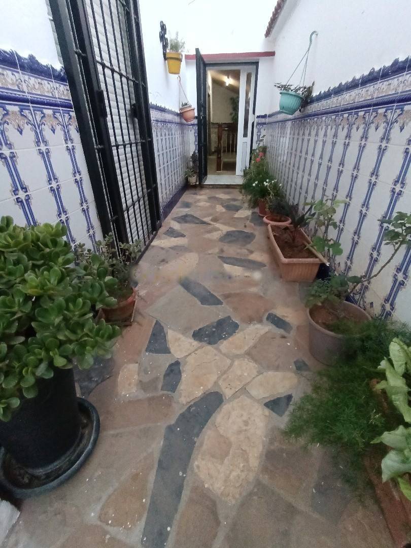 Vente Villa F6 El Mouradia