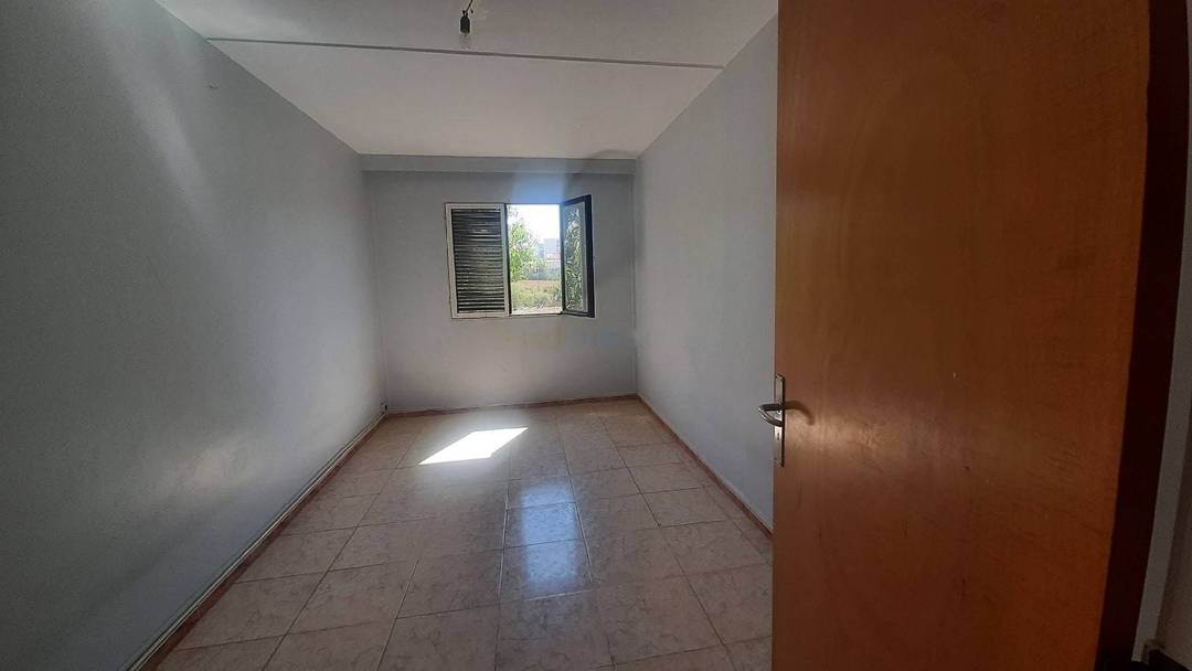 Location Appartement F4 Dely Ibrahim