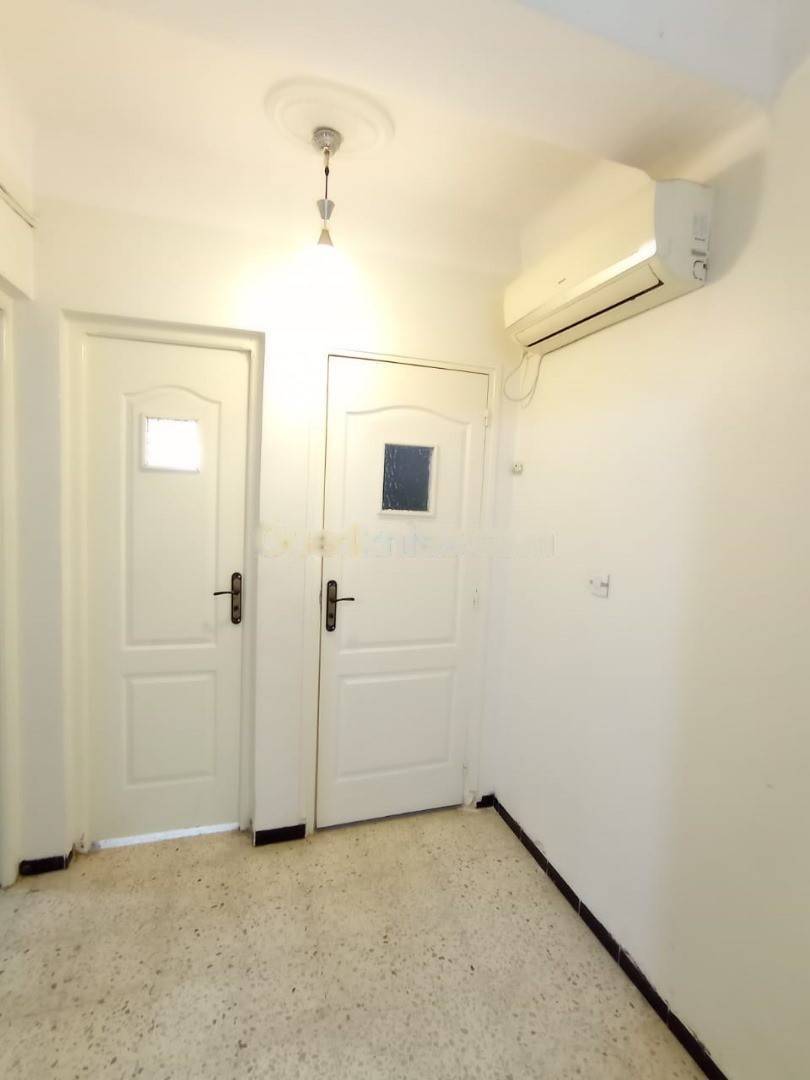 Location Appartement F3 Bab Ezzouar