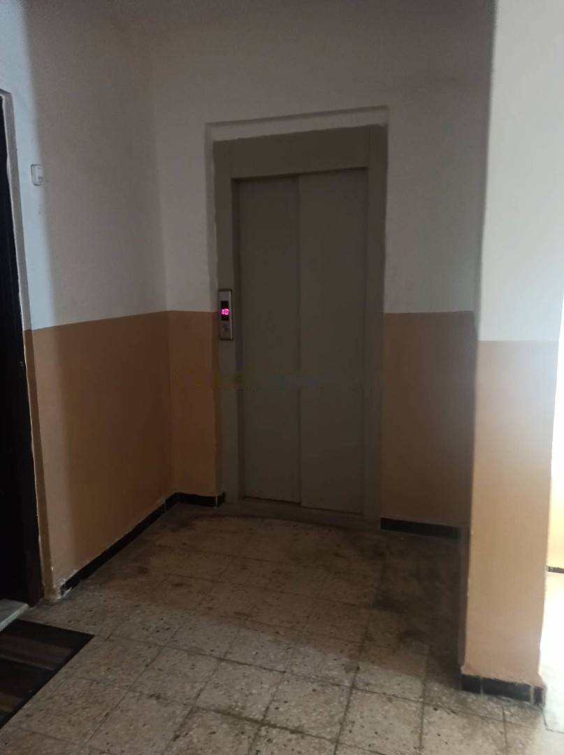 Location Appartement F4 El Achour