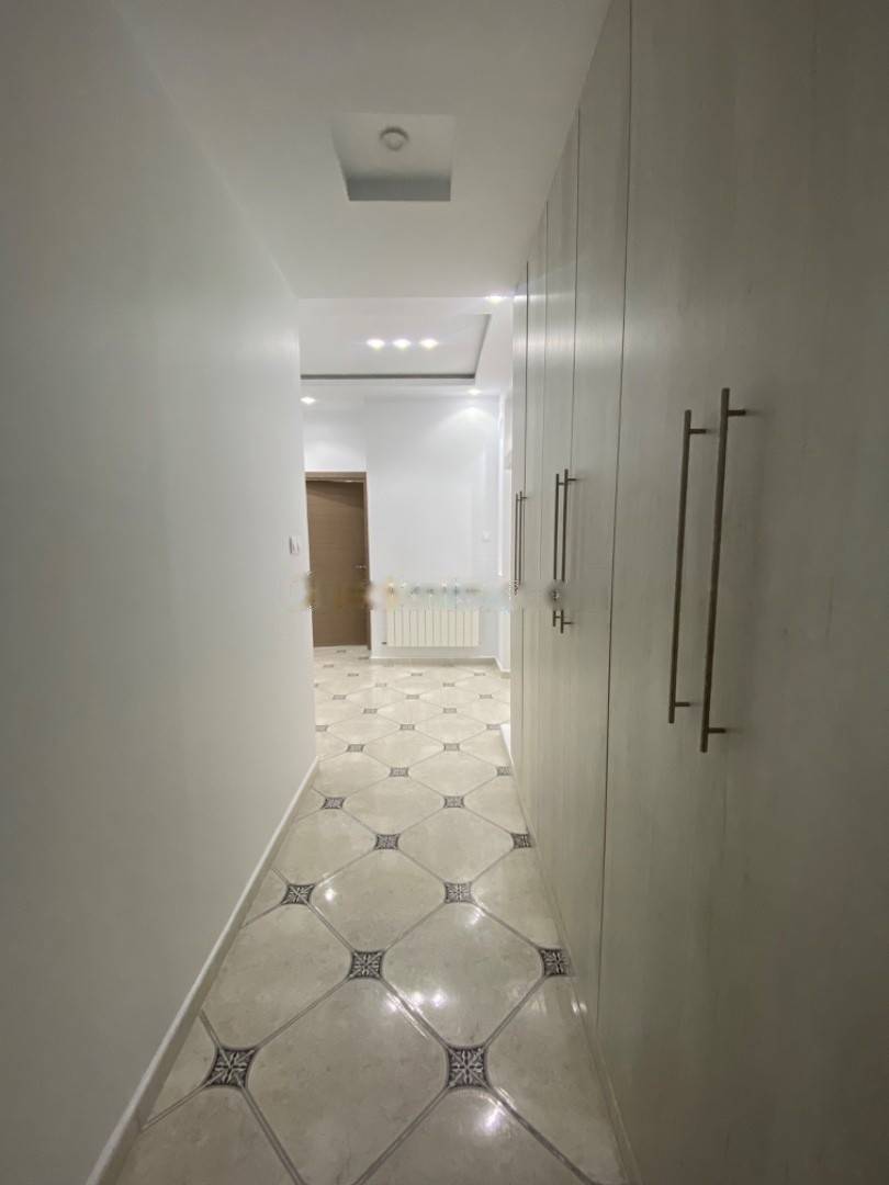 Location Appartement F4 El Achour